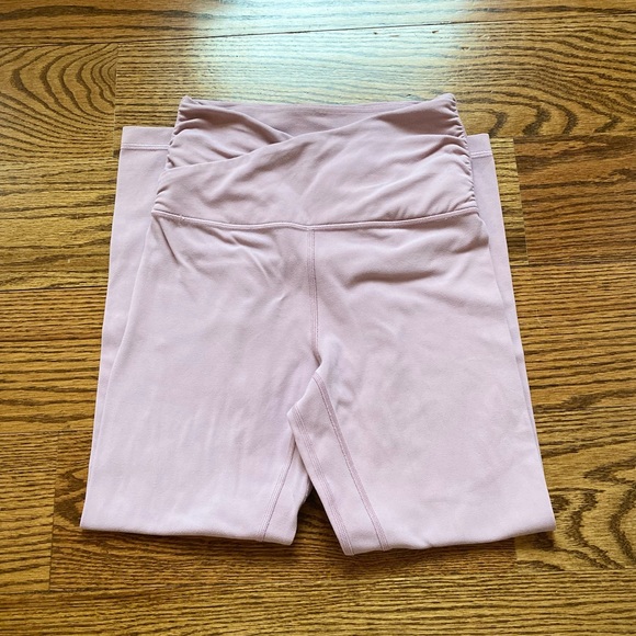Special Edition Pink Lululemon Align Crop 21” Leggings - Picture 2 of 2